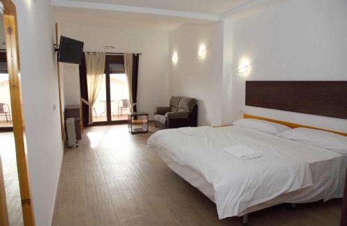 Chirivel Hotel | Hotel Lorenzo