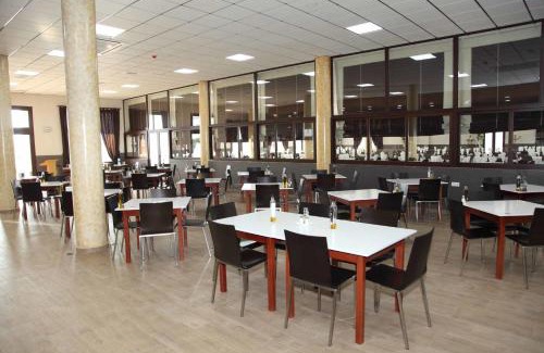 Chirivel Hotel | Hotel Lorenzo