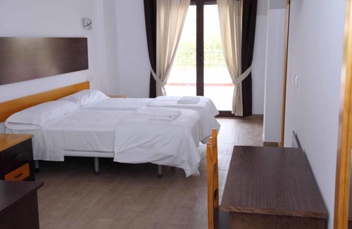 Chirivel Hotel | Hotel Lorenzo
