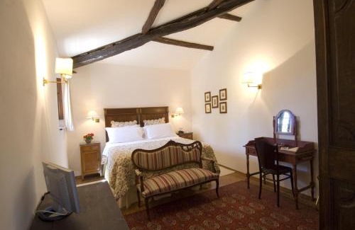 Riola Sardo Hotel | Hotel Lucrezia