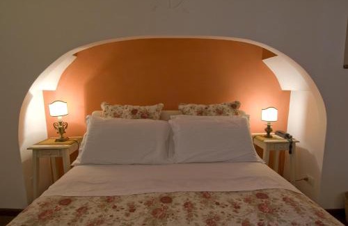 Riola Sardo Hotel | Hotel Lucrezia