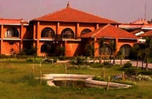 Lumbini Hotel | Hotel Lumbini Garden New Crystal