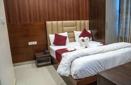 Taj Ganj Hotel | Hotel Madhav Palace