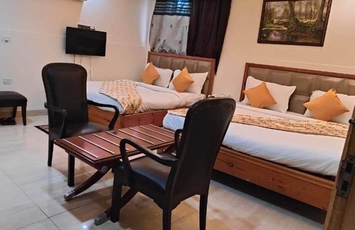 Mahipalpur Extension Hotel | Hotel Mahal