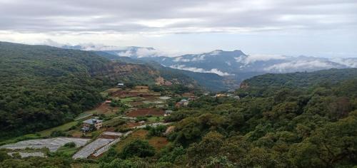 Mahabaleshwar Bed & Breakfast | HOTEL MAHARAJA VALLEY