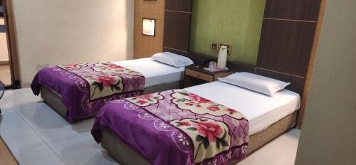 Jalgaon Hotel | Hotel Mahendra