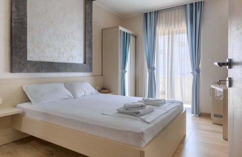 Meljine Hotel | Hotel Maksim