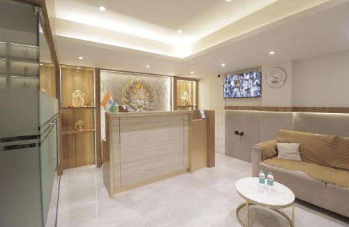 Malad West Hotel | Hotel Malad Inn opposite Malad Railway Station