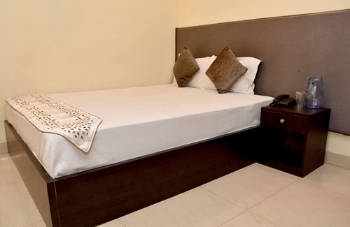 Patna Hotel | Hotel Maple Inn
