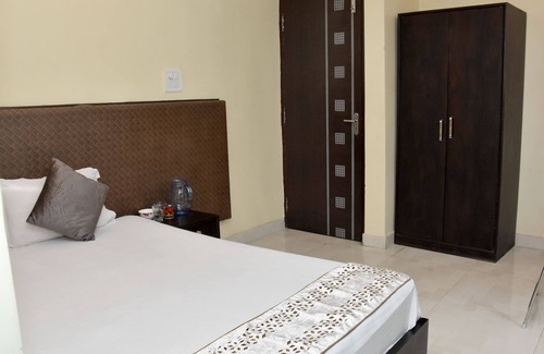 Patna Hotel | Hotel Maple Inn