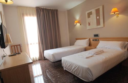 Pedrola Hotel | HOTEL MARIA ROSA