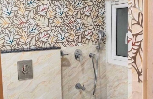 Varanasi Hotel | Hotel Marine