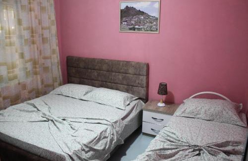 Velipoje House | Hotel Marmara
