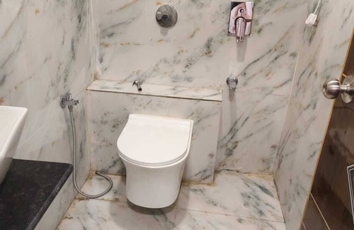 Ahmedabad Hotel | HOTEL MARUTI R