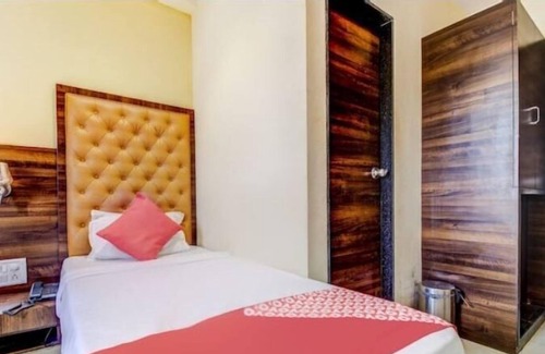 Kandiwali West Hotel | Hotel Marvey Residency