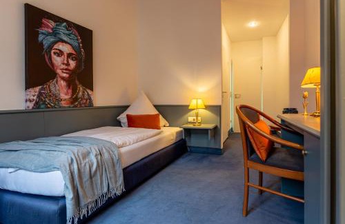 Crimmitschau Hotel | Hotel Mauritius - Im Herzen von Crimmitschau - Frühstück buchbar - Restaurant - Café - Fahrradbox