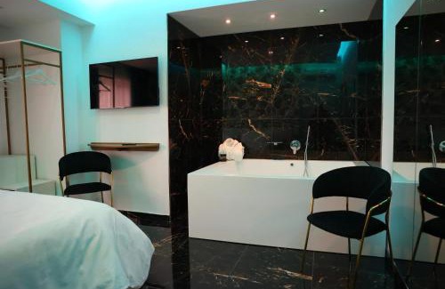 Aversa Hotel | Hotel Max