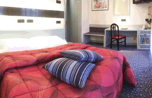 Rione San Maurizio Hotel | Hotel Michelangelo