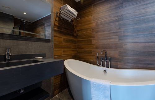Old Boulevard Hotel | Hotel Monarch