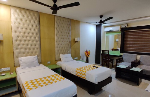 Jayanagar Hotel | Hotel Monarch International Jayanagar
