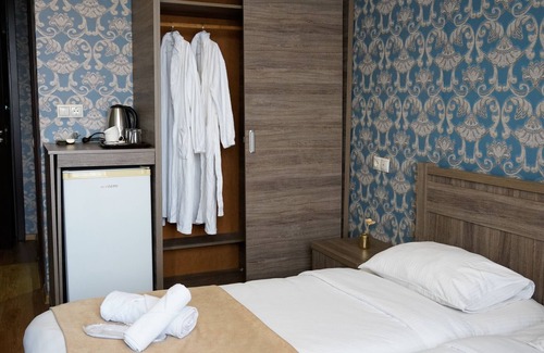 Kutaisi Hotel | Hotel Monopoli Kutaisi