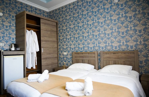 Kutaisi Hotel | Hotel Monopoli Kutaisi