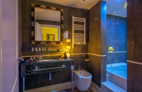Roman Ghetto Hotel | Hotel Monte Cenci