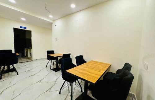 Hyderabad Hotel | Hotel Moon Star Nearby ECIL,Charlapalli and keesara