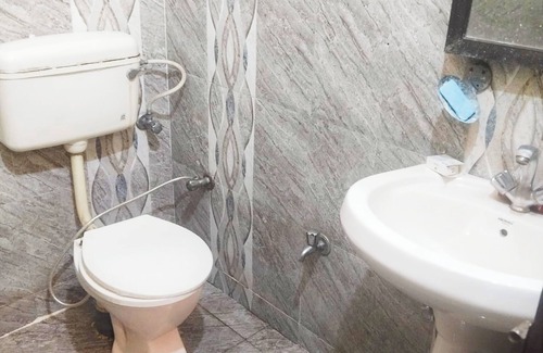Jhotwara Hotel | Hotel Mostel Guest House - Jaipur