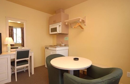 L'Ancienne-Lorette Hotel | Hotel & Motel le Luxembourg