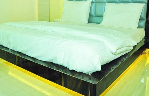 Pakur Hotel | Hotel Muskan Palace