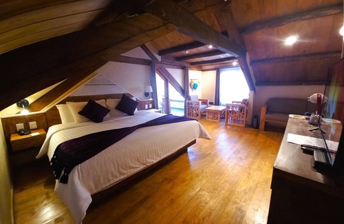 De Mexicanos Hotel | Hotel Junvay