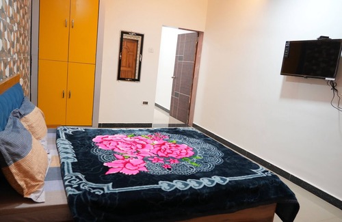 Anjanvel Hotel | Hotel Nakshtra, Shrungartali