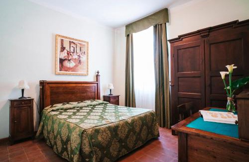 Montjovet Hotel | Hotel Napoleon
