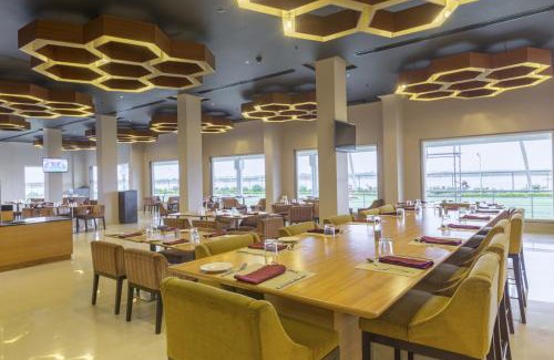Hubli Hotel | Hotel Naveen Lakeside