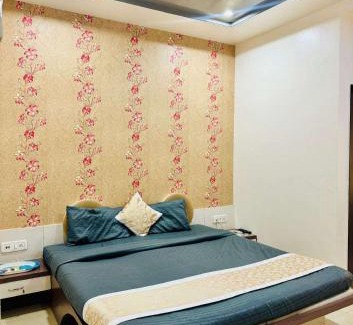 Amravati Hotel | Hotel Neelam