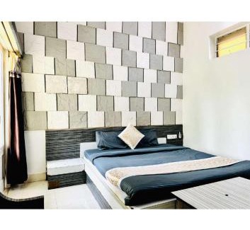 Amravati Hotel | Hotel Neelam