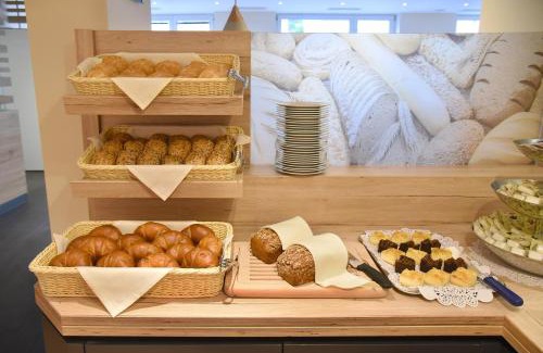 Loretto Hotel | Hotel Neutor Express