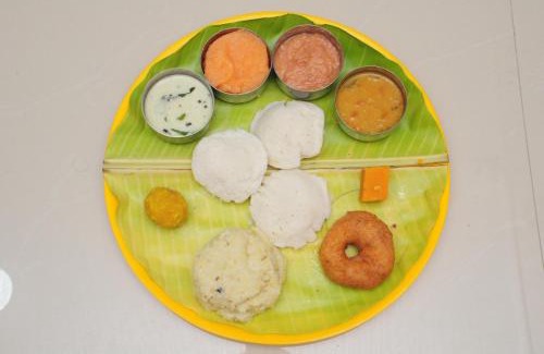 Palani Hotel | Hotel New Amirtham inn