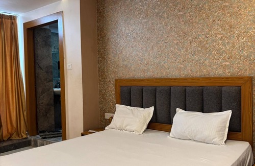 Patna Hotel | Hotel New India