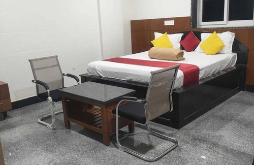 Hyderabad Hotel | Hotel New Maruthi Residency Inn