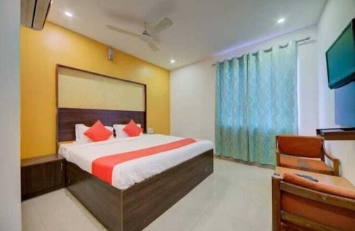Lakdi Ka Pul Hotel | HOTEL NEW MEREDIAN ORCHID