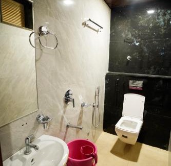 Ajmer Hotel | Hotel New Sundaram 150 Mtrs from Dargah