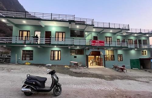 Kharsali Hotel | Hotel new yamuna Putra