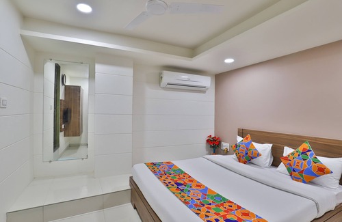Sayajiganj Hotel | Hotel Nice