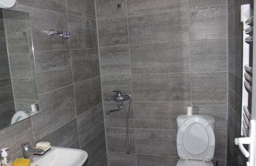 Kutaisi Bed & Breakfast | HOTEL NIKEA