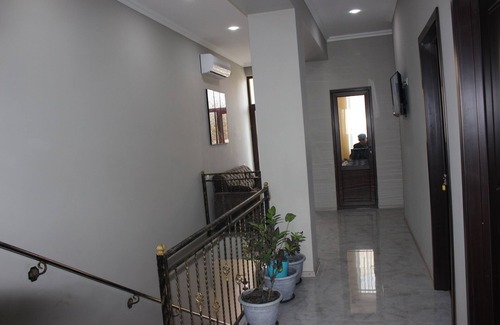 Kutaisi Bed & Breakfast | HOTEL NIKEA