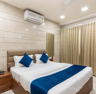 Ahmedabad City Centre Hotel | Hotel Noble Inn, Ahmedabad