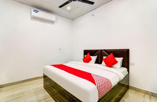 Faridabad Hotel | Hotel O Aashirvad