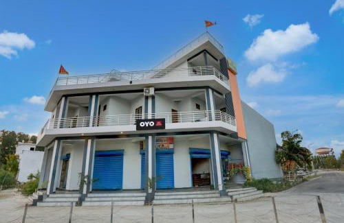 Mayapur Hotel | Hotel O Adinath Guest House